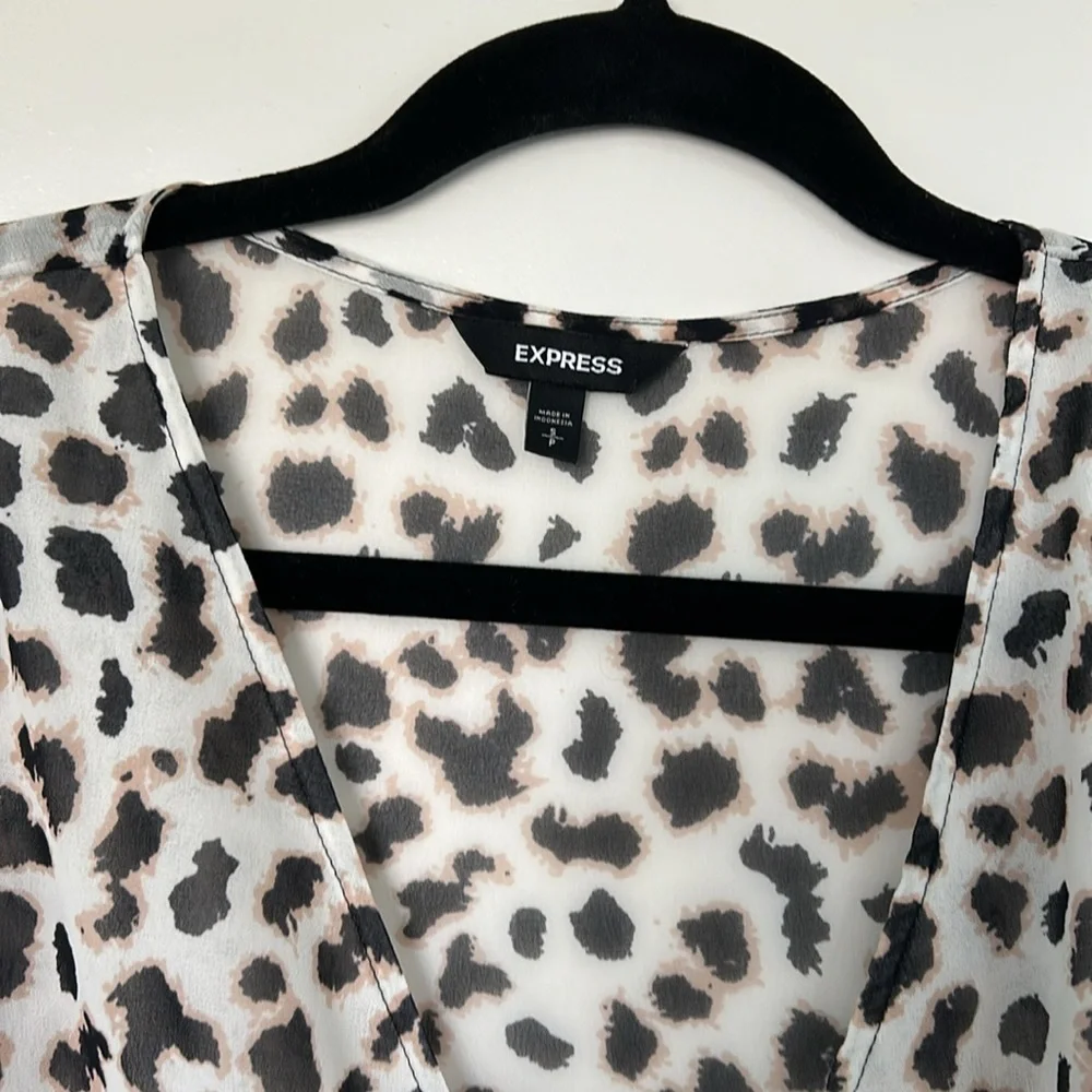 Express White Sheer leopard print blouse, Small